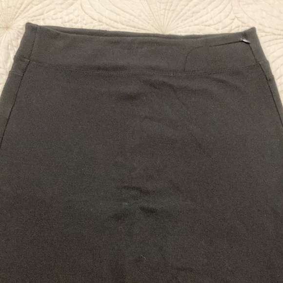 FIG Tailored Pencil Skirt with Hidden Zippered Waist Pocket - Picture 3 of 3